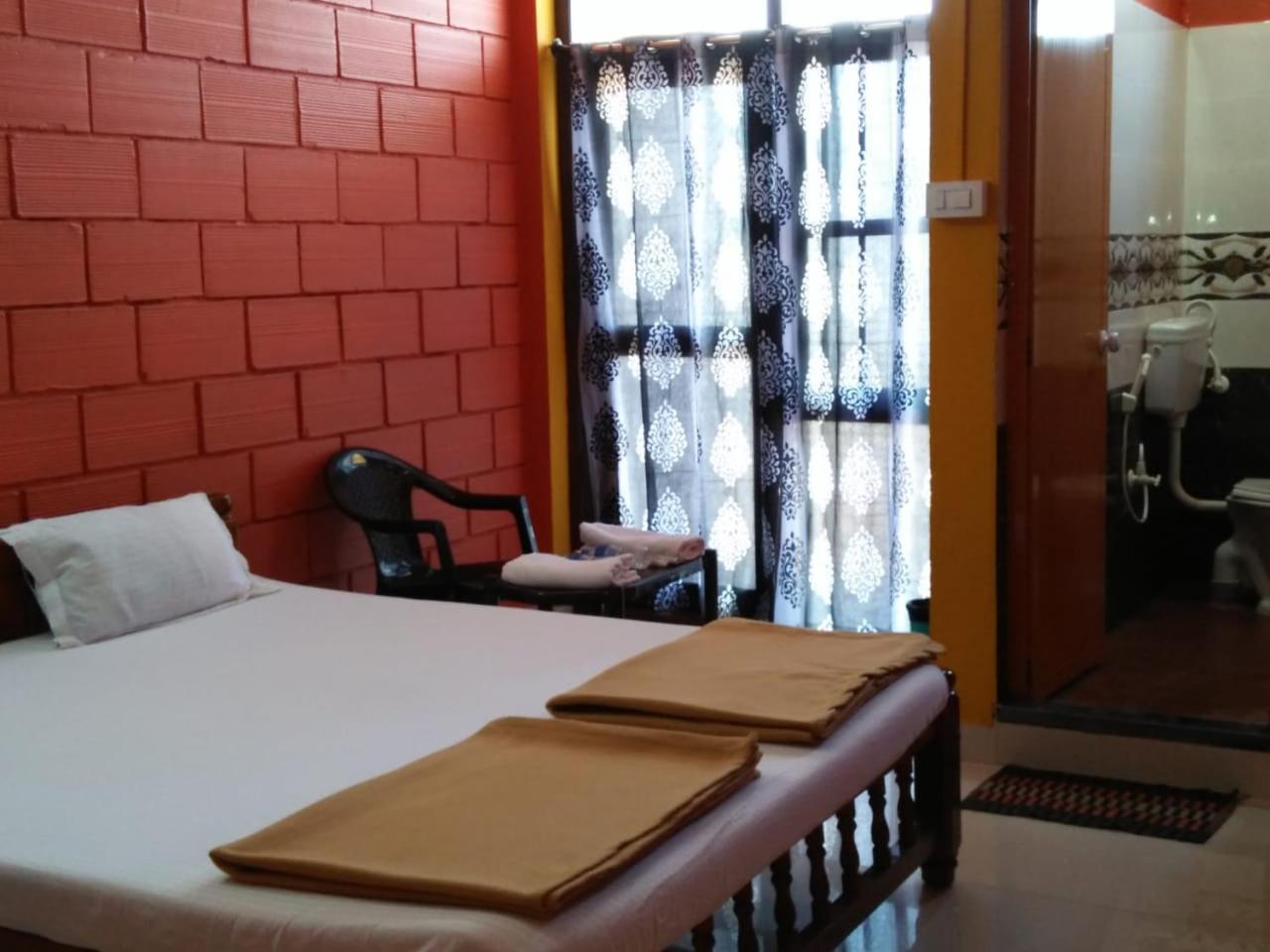 Shanthi Krishna Residency Gokarna  Extérieur photo